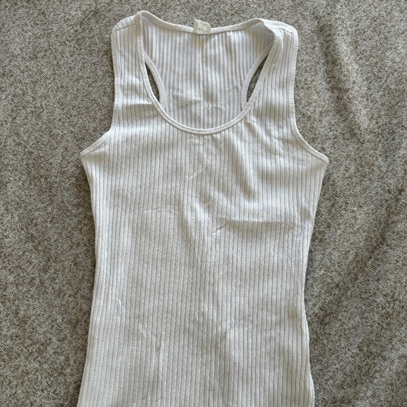 Aritzia | Tank Top | White - Picture 1 of 4